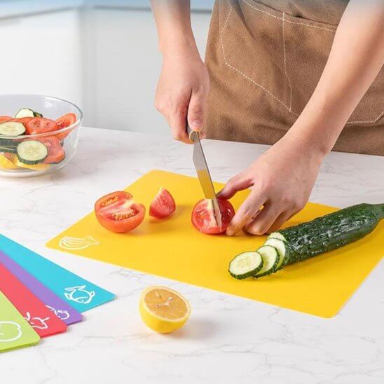 planche-a-decouper-plastique-colorcut-cuisine