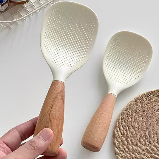 spatule-de-cuisine-plate-pour-retourner-crepes